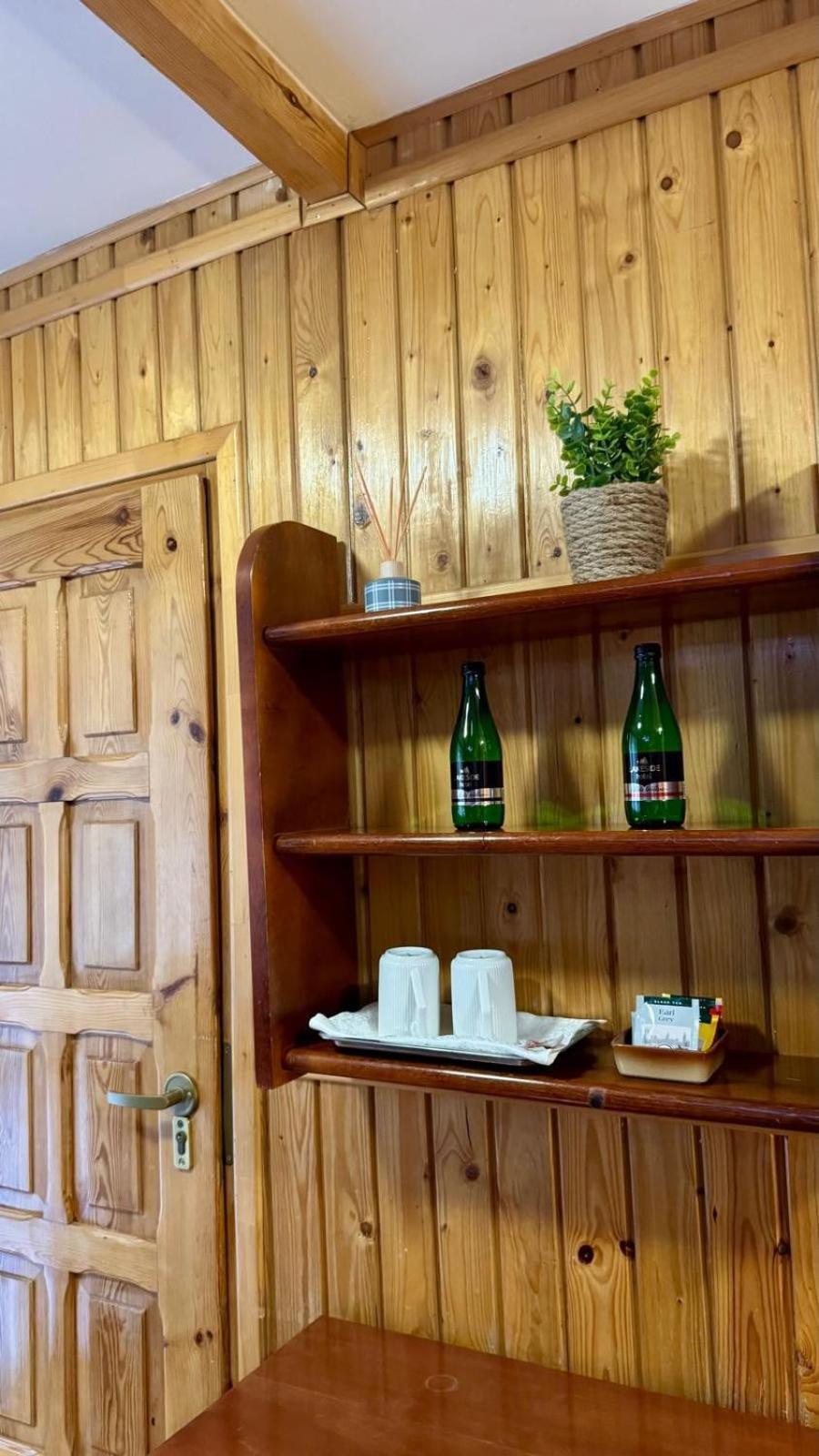 Powidz Lakeside Hotel & Restaurant Экстерьер фото